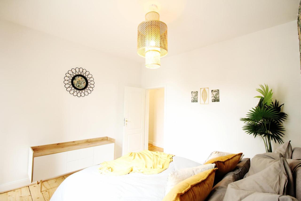 Secret Hideaways Tropical Feeling Mit 2 Schlafzimmer Nahe City L Messe L Flughafen L Hbf Дуйсбург Екстер'єр фото